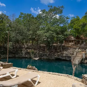 Cenote Popol Vuh Leona Vicario
